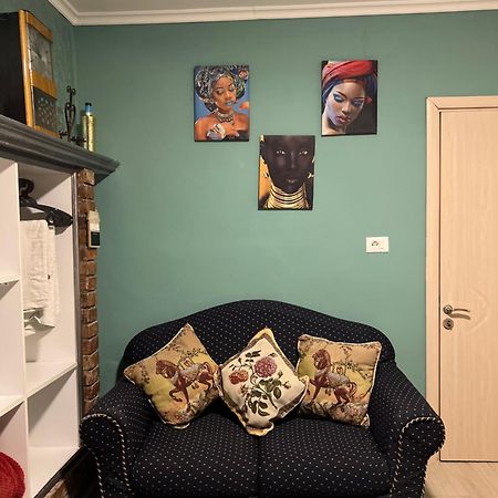 טיראנה Central Cozy Apartment Old Train Station מראה חיצוני תמונה